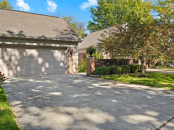 2nd image of 8537 Olde Mill Circle West Dr