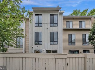 10108 Ridgeline Dr, Montgomery Village, MD 20886