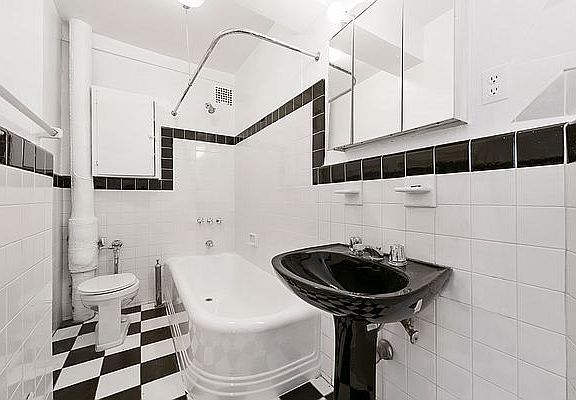 5th image of 235 W 102nd St APT 8F