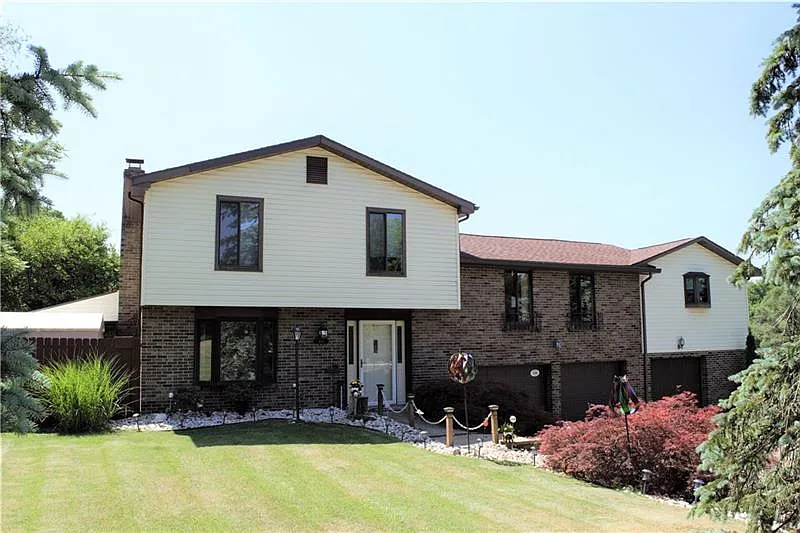 100 Pamela Dr photo 1