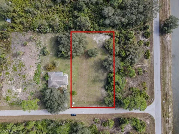 2002 Louis Ave, Alva, FL 33920