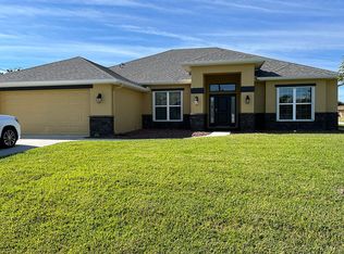 3100 SW 16th Pl, Cape Coral, FL 33914