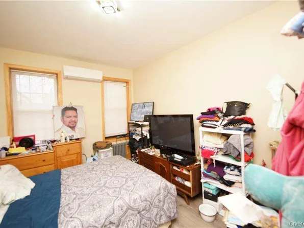 21 Charlotte Street image 6 of 17