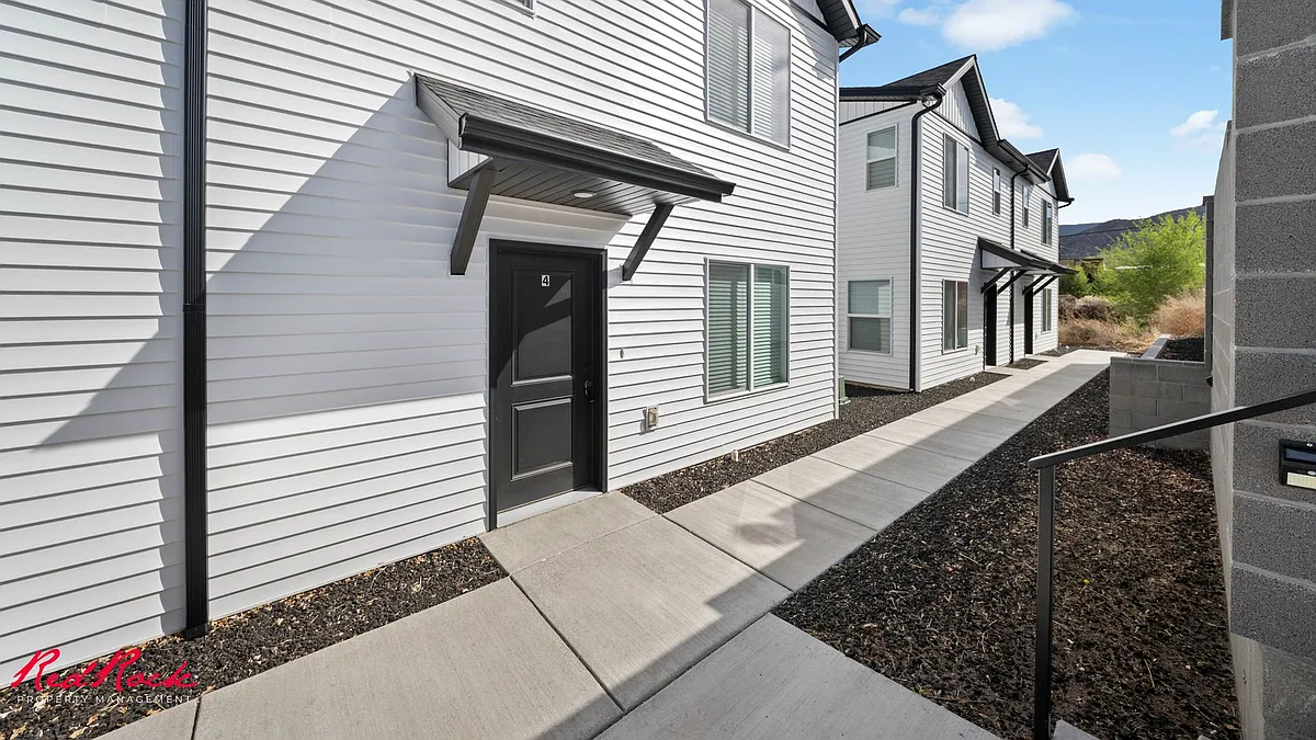 Building Photo - 266 N 300 W #4