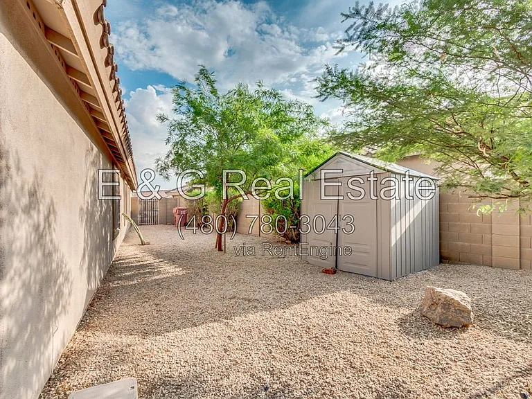 10270 E Blanche Dr — Photo 15