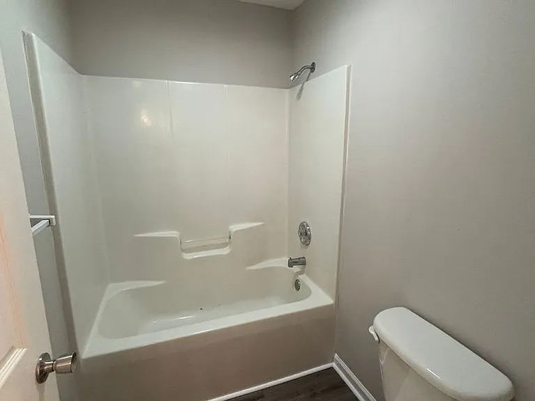 271 Sheridan Forest Rd — Photo 11