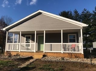 630 E Frank St, Mitchell, IN 47446