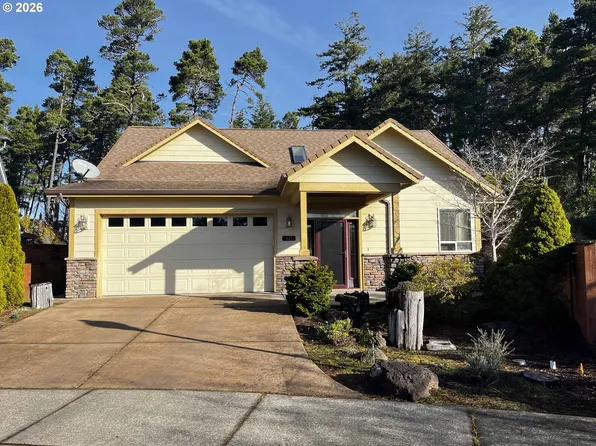 1627 38th Loop, Florence, OR 97439