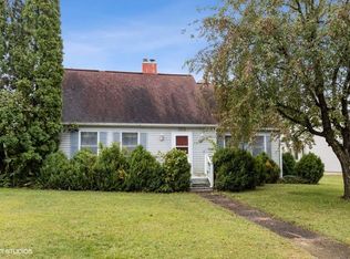 404 Sierra Trl, Coralville, IA 52241