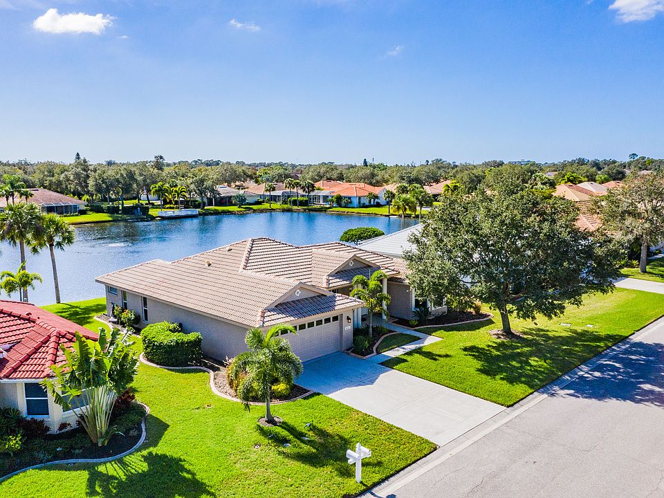 1st image of 6661 Deering Cir