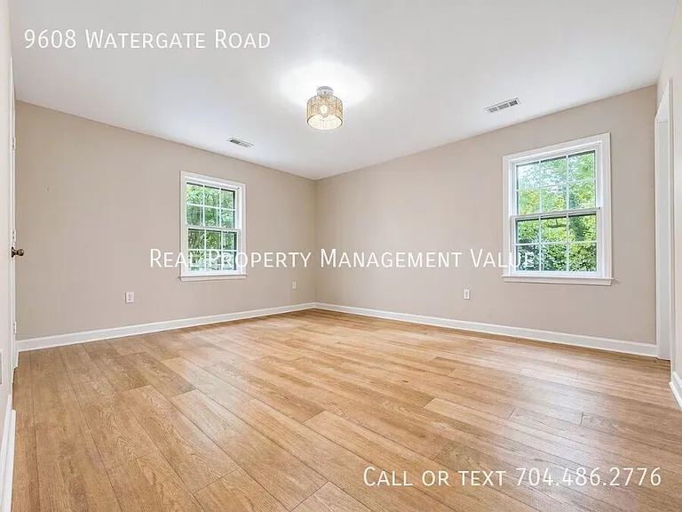 9608 Watergate Rd — Photo 20