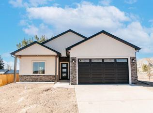 1621 Magpie Gulch St, Montrose, CO 81401