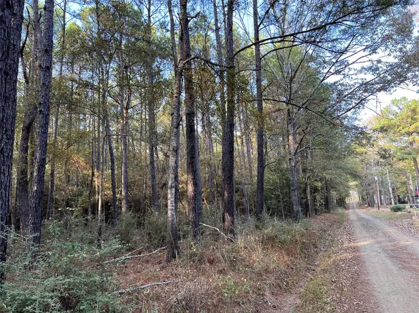 214 County Road 2940, Shelbyville, TX 75973