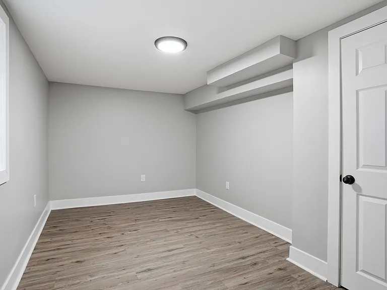 2037 Wespark Ave — Photo 15