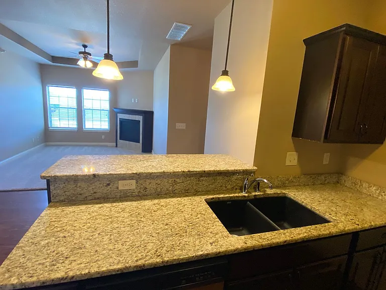 2805 Northridge Pkwy #208 — Photo 7