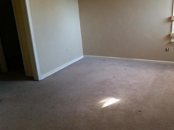3rd image of 2622 Lake Country Cv