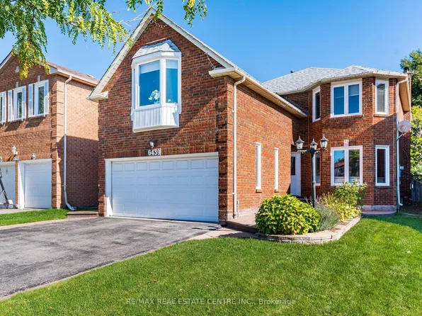 6439 Osprey Blvd, Mississauga, ON L5N 6E4