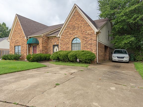 2nd image of 7107 Greenbriar Dr