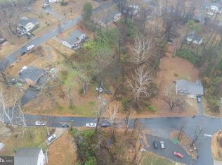 19017 Barnette Cir, Triangle, VA 22172