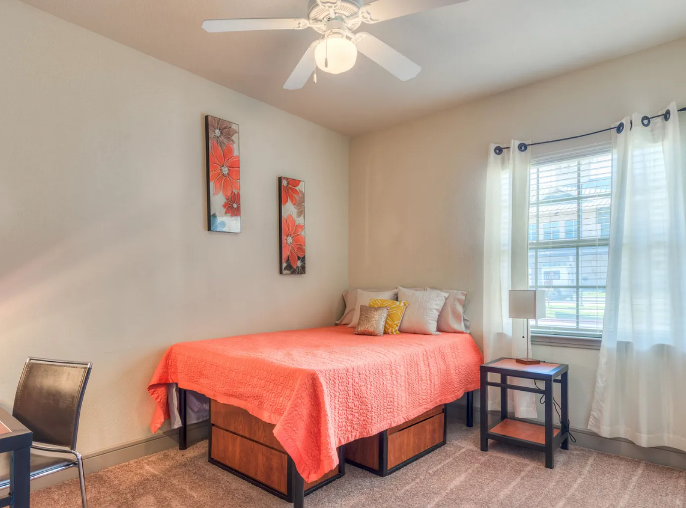 Campus Village College Station — Photo 3