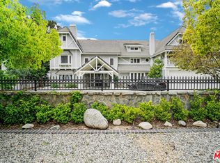 10405 Oklahoma Ave, Chatsworth, CA 91311