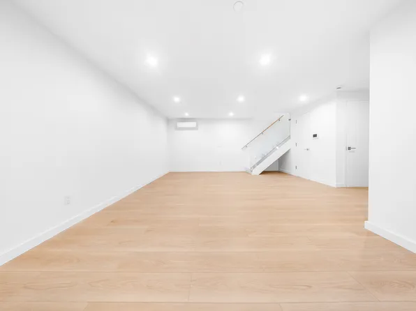 30-24 32nd Street image 15 of 20