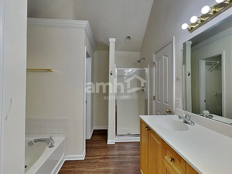 643 Glenties Dr — Photo 13