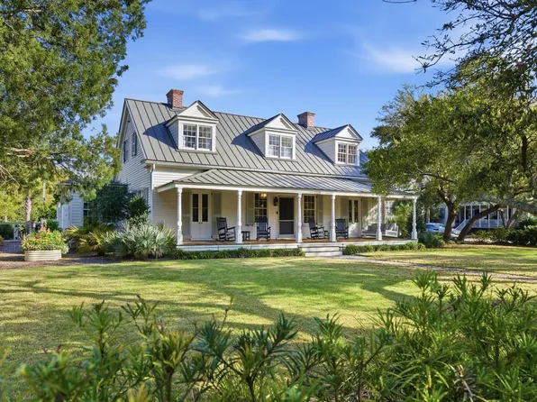 2320 Middle St, Sullivans Island, SC 29482