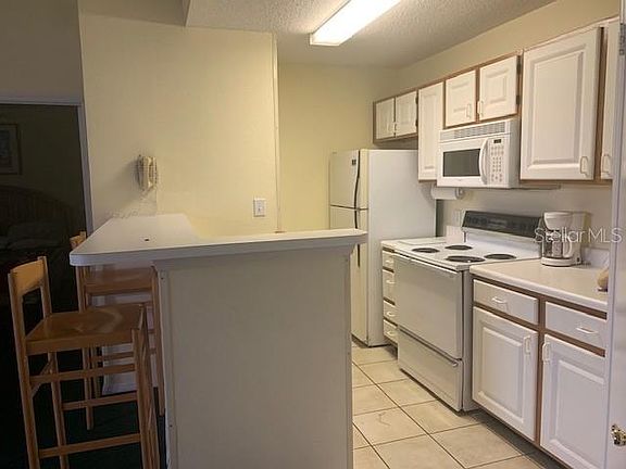 3rd image of 4108 Enchanted Oaks Cir #1416