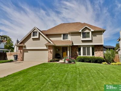 904 Joseph Dr, Papillion, NE, 68046