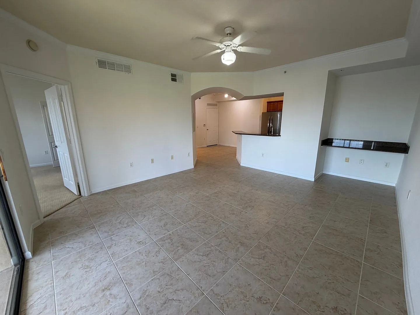 Annual Rental - Positano Place - Unfurnished 1 Bed/1 Bath With Lake View And New Appliances! — Photo 2