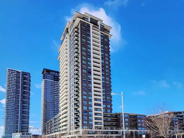 15 Water Walk Dr, Markham, ON