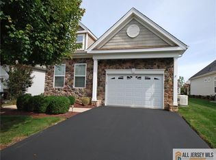 3 Turret Dr, Monroe Township, NJ 08831