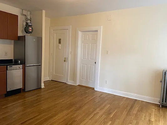 Rented by Oxford Property Group | media 12