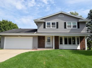 8090 S 58th St, Franklin, WI 53132