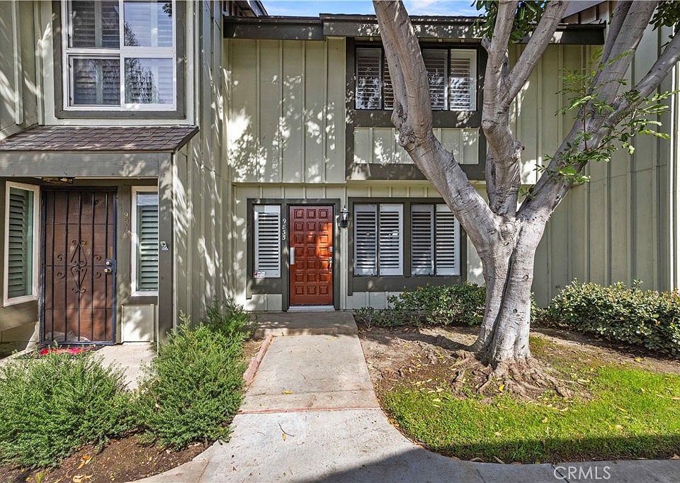 1st image of 9833 Karmont Ave