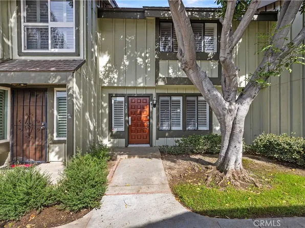 9833 Karmont Ave, South Gate, CA 90280