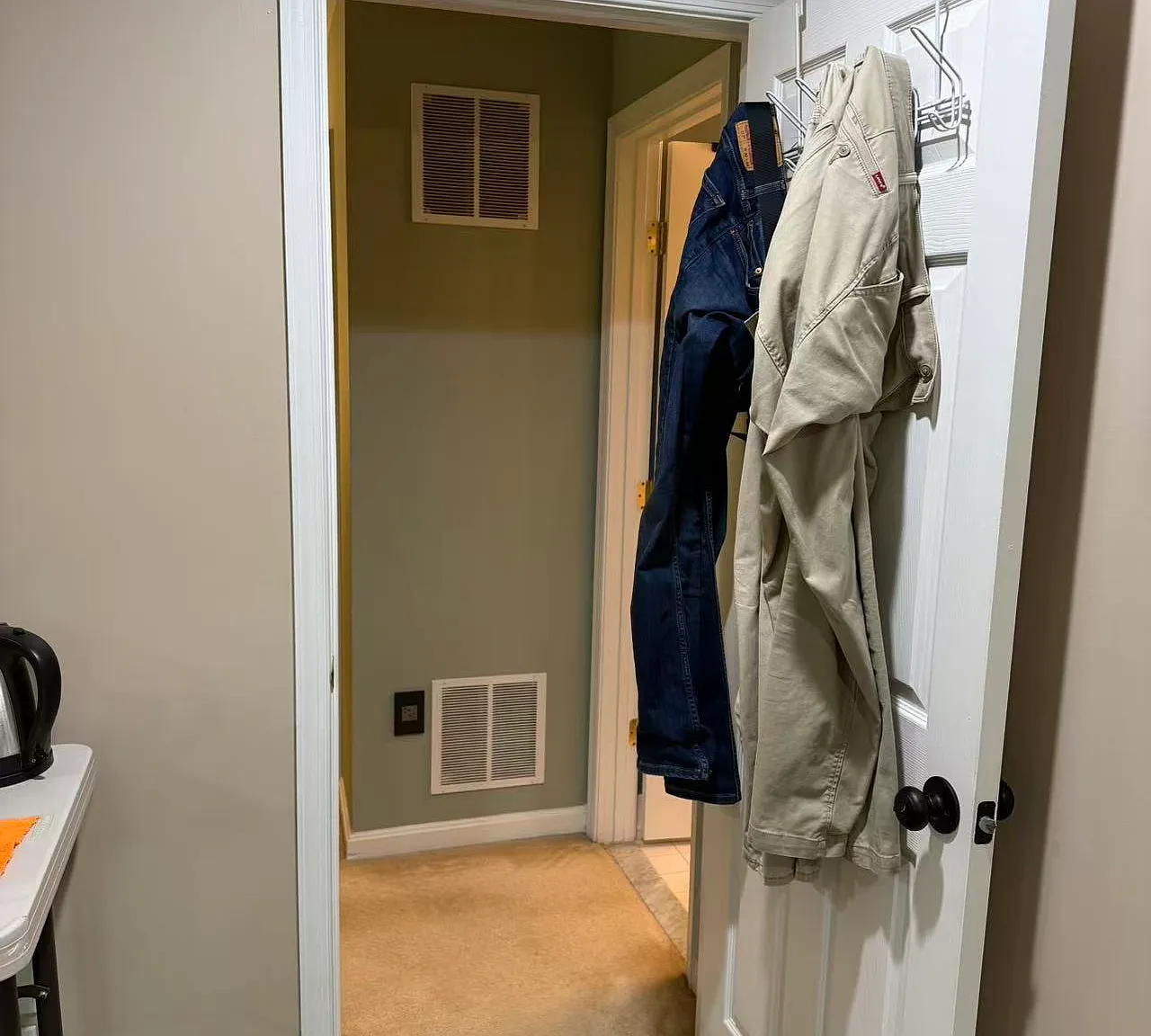 4 bed, 2934 sqft, $1,250 — Photo 3