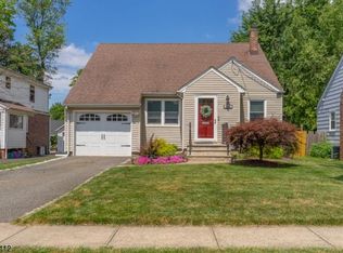 2213 Greenside Pl, Scotch Plains, NJ 07076