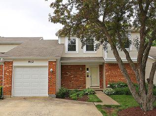 912 Longboat Ln, Schaumburg, IL 60194