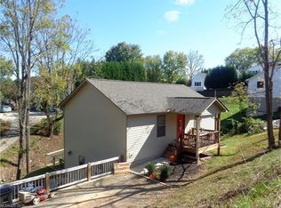 85 1/2 Wesley St, Canton, NC 28716