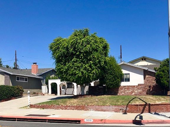 2nd image of 14616 Adelfa Dr