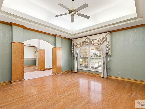 4th image of 138 Palm Valley Dr W