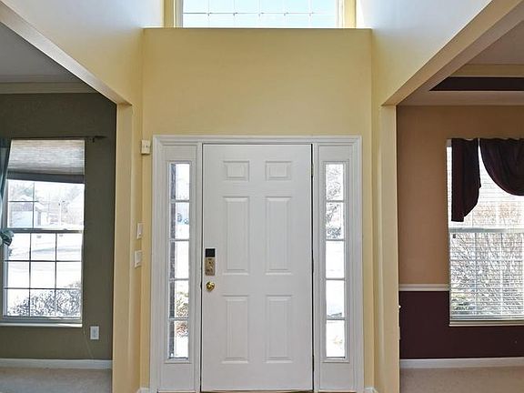3rd image of 6460 Turnberry Ct