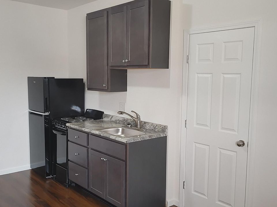 1st image of 5747 Murdoch Ave