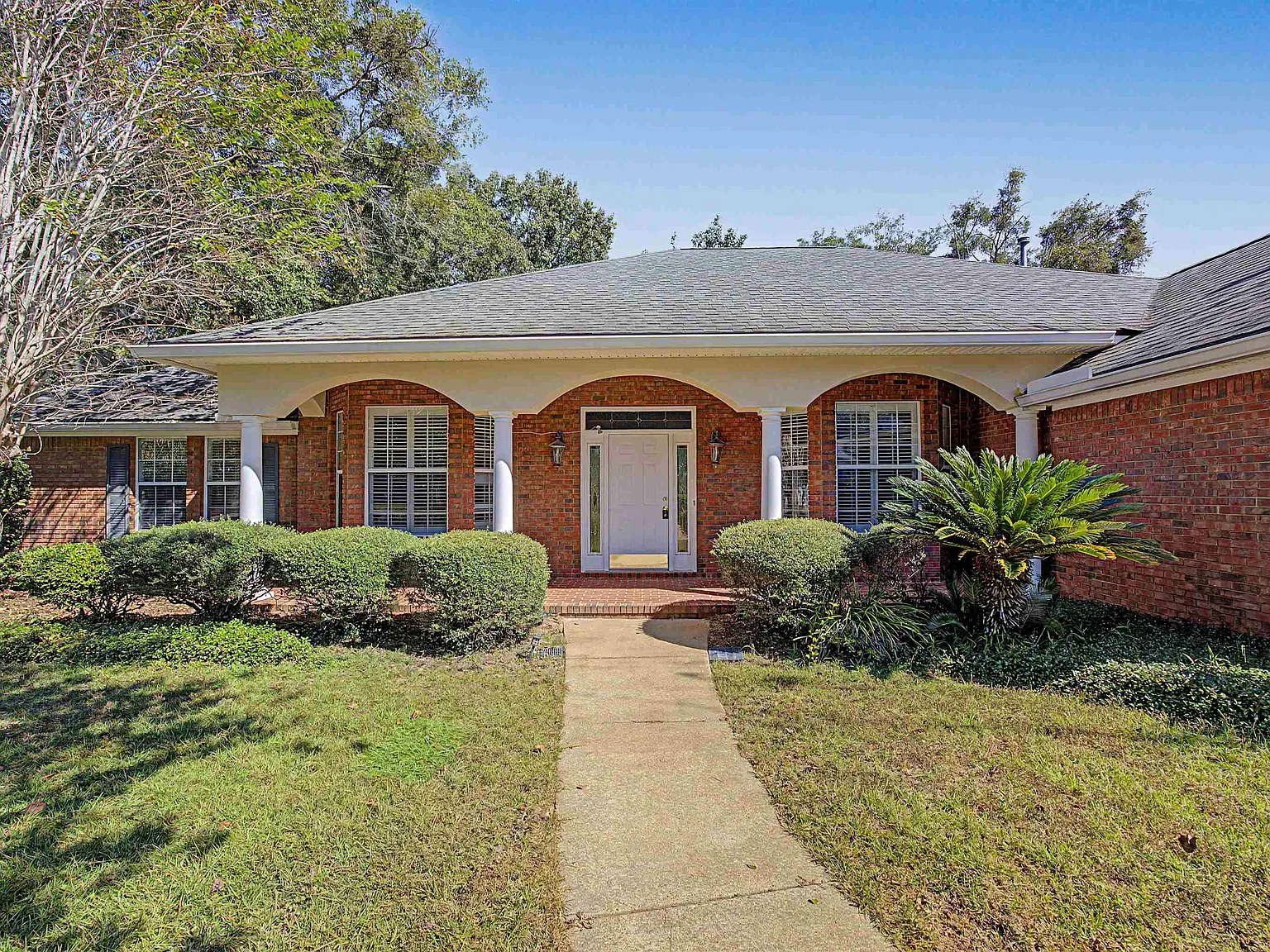 4 bed, 2788 sqft, $3,795 — Photo 4