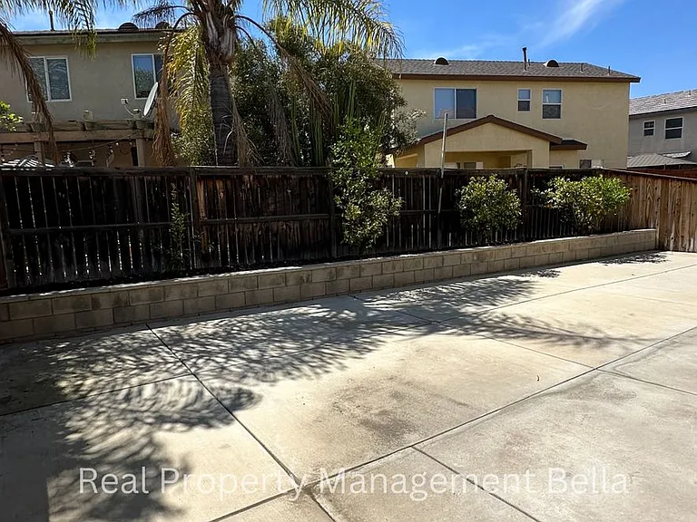 3973 Barbury Palms Way — Photo 30