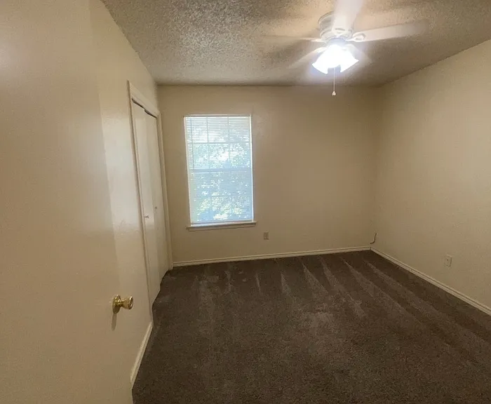627 Overlook Ct — Photo 9