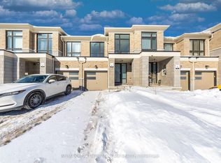 972 Crowsnest Holw, Pickering, ON L1X 2R5