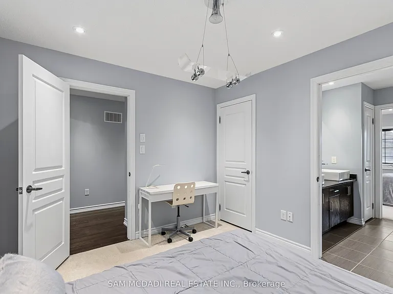 59 Kalmia Rd — Photo 33